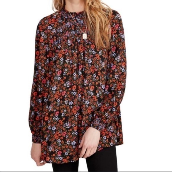 Free People Tops - Free People Flowers In Her Hair Smock Detail Long Sleeve Tunic Top Black Floral